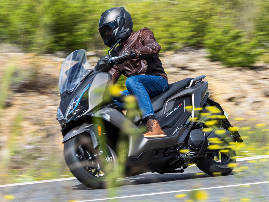 Super DINK GT 350 en Motomundi de Zaragoza