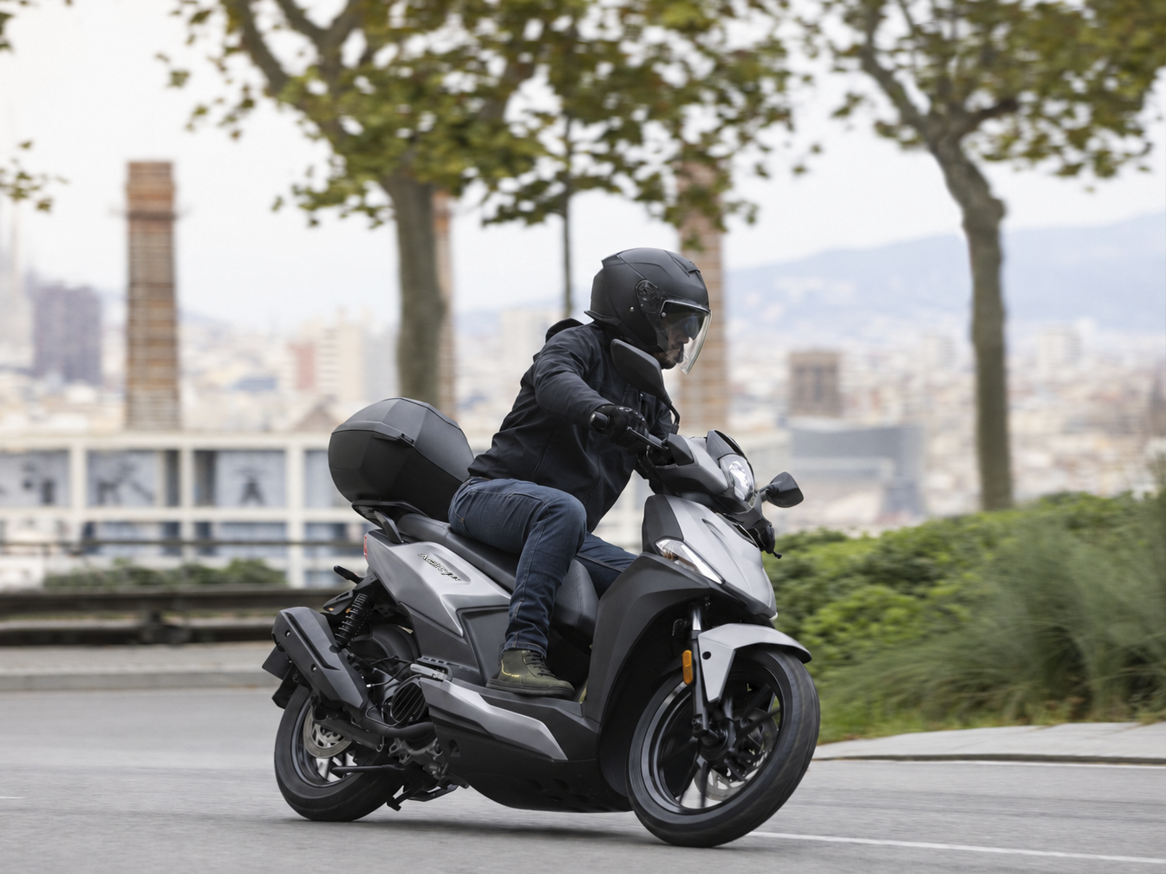 Agility NX 125 en Motomundi Zaragoza